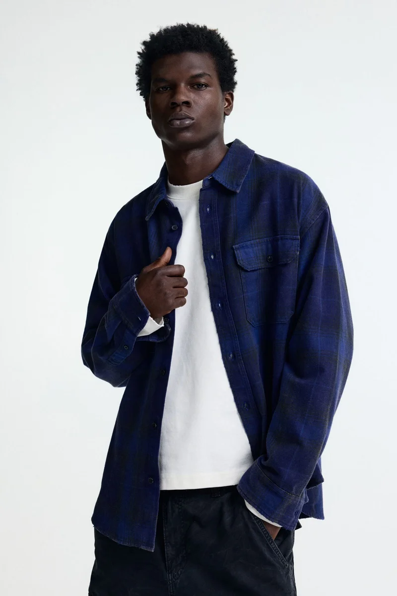 اتش اند ام قميص مطبوع بقصة مريحة